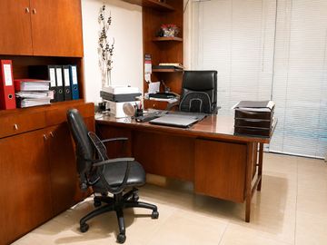 VENTA OFICINA MICROCENTRO