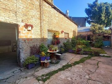 LOCALES + DEPARTAMENTO 4 AMB. EN VILLA BALLESTER