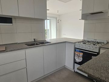 VENTA DPTO 3 AMB C/PARRILLA VILLA BALLESTER