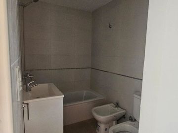 VENTA DPTO 2 AMB C/PARRILLA - VILLA BALLESTER