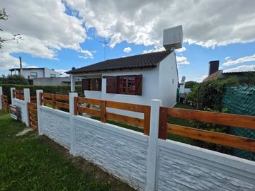 Casa en PH con cochera en FRENTE MAR