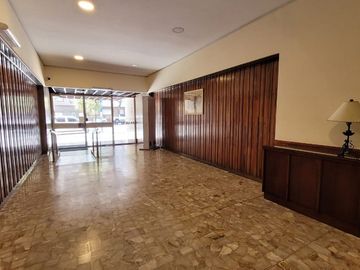 alquiler moambiente amplio- Av Colon 1400-Maral 16