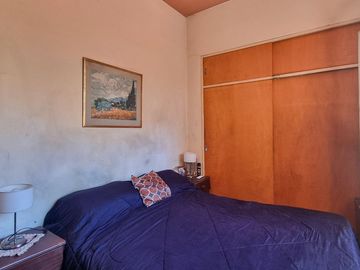 VENTA PH 4 AMBIENTES EN MONTE CASTRO CON PATIO
