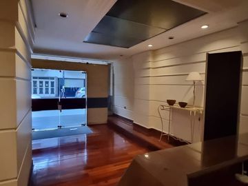 VENTA DEPARTAMENTO SEIS AMBIENTES FLORES  COCHERA