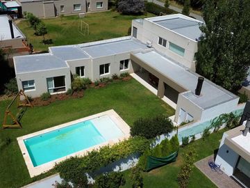 Venta Casa Amueblada Barrio Estudiantes Mercedes