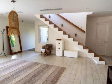 Venta Casa Amueblada Barrio Estudiantes Mercedes