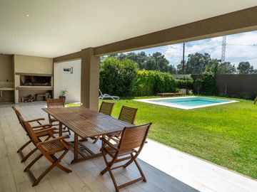 Venta Casa Amueblada Barrio Estudiantes Mercedes