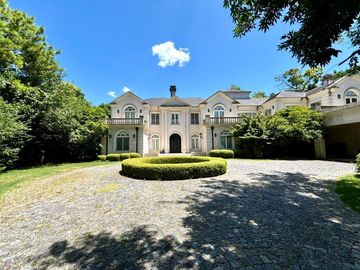Venta casa 10 amb. en Golf Club Argentino, Pilar.