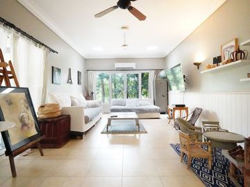 Venta casa 10 amb. en Golf Club Argentino, Pilar.