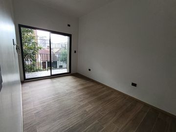 PH A NUEVO, 3 AMB,ESCRITORIO,PATIO,TERRAZA PARRILL