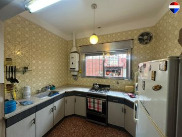 VENTA CASA 3 AMBIENTES SARANDI