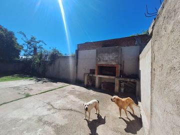 CASA 4 DORMITORIOS VILLA EL LIBERTADOR