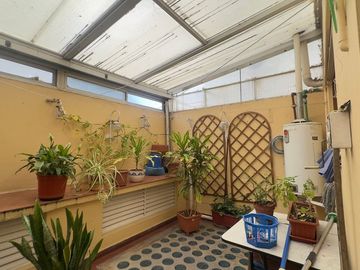 VENTA 3 AMB CON DEPENDENCIA Y PATIO AVELLANEDA
