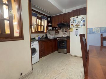 VENTA 3 AMB CON DEPENDENCIA Y PATIO AVELLANEDA