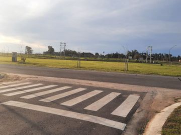 Terreno EcoLagos Este, posibilidad de permuta.