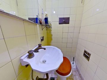 VENTA DEPARTAMENTO 4 AMBIENTES PLANTA BAJA PATIO