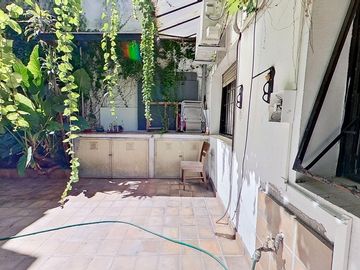 VENTA DEPARTAMENTO 4 AMBIENTES PLANTA BAJA PATIO