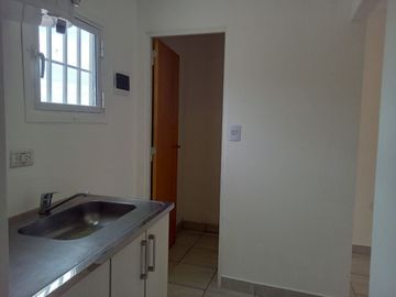 ALQUILER PREDIO INDUSTRIAL CON GALPON Y OFICINAS
