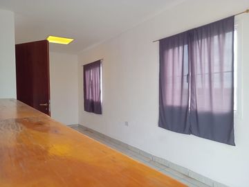 ALQUILER PREDIO INDUSTRIAL CON GALPON Y OFICINAS
