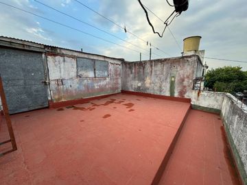 VENTA PH  CUATRO AMBIENTES PARQUE CHACABUCO