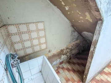 LOCAL COMERCIAL EN ESQUINA SAN JUSTO A REFACCIONAR