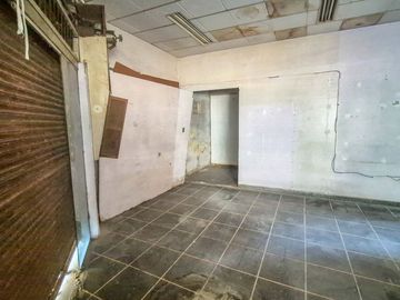 LOCAL COMERCIAL EN ESQUINA SAN JUSTO A REFACCIONAR