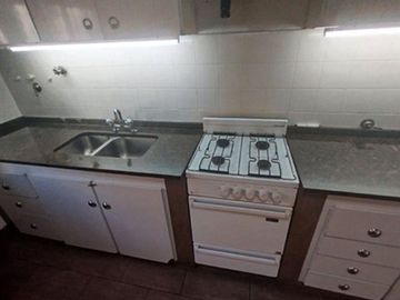 VENTA CASA 4 AMB TEMPERLEY APTO CREDITO PATIO