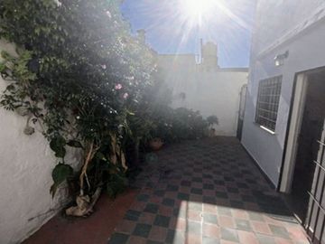 VENTA CASA 4 AMB TEMPERLEY APTO CREDITO PATIO