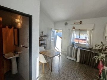 VENTA CASA 4 AMB TEMPERLEY APTO CREDITO PATIO