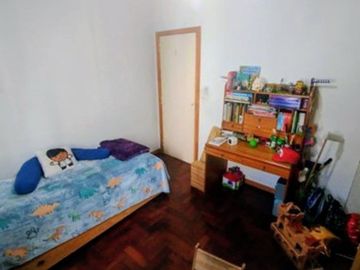 VENTA CASA 4 AMB TEMPERLEY APTO CREDITO PATIO