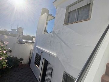 VENTA CASA 4 AMB TEMPERLEY APTO CREDITO PATIO