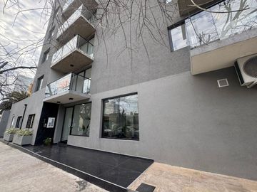 VENTA DEPARTAMENTO DOS AMBIENTES MORON COCHERA CUB