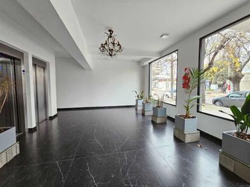 VENTA DEPARTAMENTO DOS AMBIENTES MORON COCHERA CUB