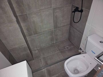 VENTA DEPARTAMENTO DOS AMBIENTES MORON COCHERA CUB