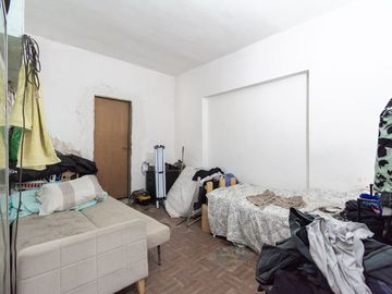 CASA EN VENTA 3 AMBIENTES CASTELAR GRAN PARQUE