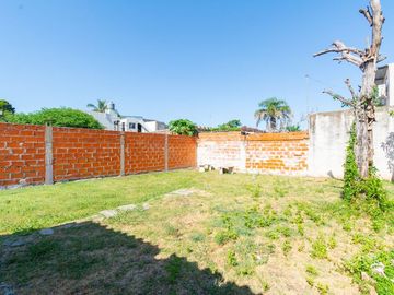 CASA EN VENTA 3 AMBIENTES CASTELAR GRAN PARQUE