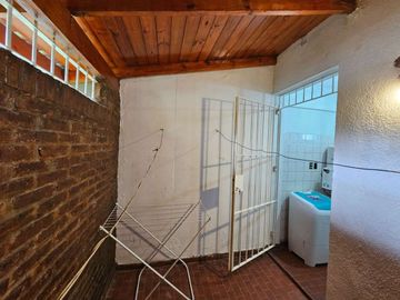 VENTA DPTO 4 AMBIENTES PATIO COCHERA M CORONADO