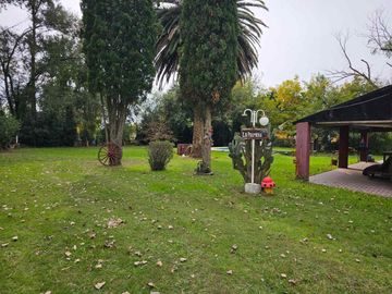 Casa quinta 5 amb en venta laguna de lobos 1632m2