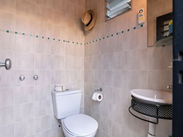 CASA 3 DORMITORIOS EN VENTA EN BERISSO CON PILETA