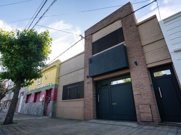 CASA 3 DORMITORIOS EN VENTA EN BERISSO CON PILETA