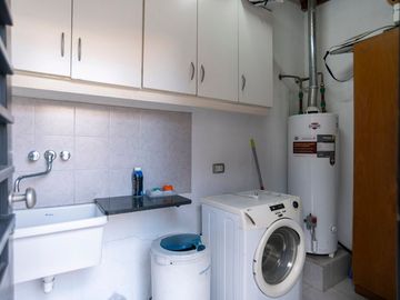 CASA 3 DORMITORIOS EN VENTA EN BERISSO CON PILETA