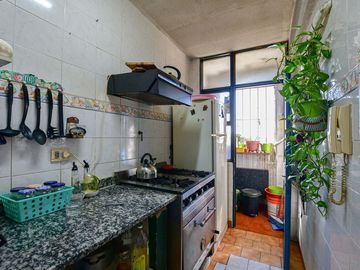 DEPARTAMENTO 5 AMBIENTES EN VENTA EN AVELLANEDA