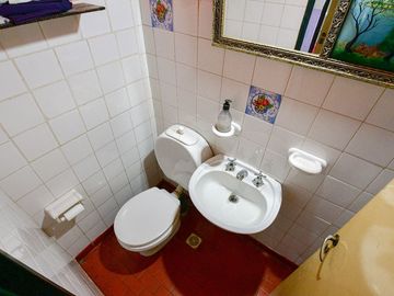 DEPARTAMENTO 5 AMBIENTES EN VENTA EN AVELLANEDA