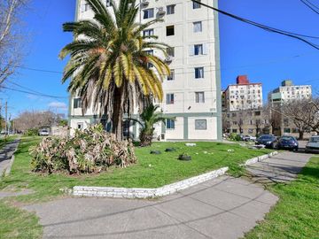 DEPARTAMENTO 5 AMBIENTES EN VENTA EN AVELLANEDA