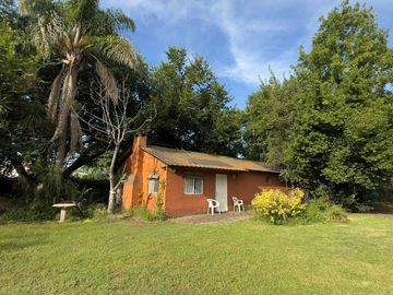CASA QUINTA VENTA CON QUINCHO Y PILETA EN GARIN