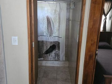 VENTA CASA 3 AMB C/PILETA Y LOTE