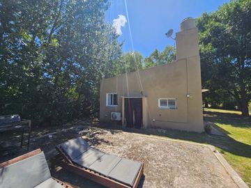 VENTA CASA 3 AMB C/PILETA Y LOTE