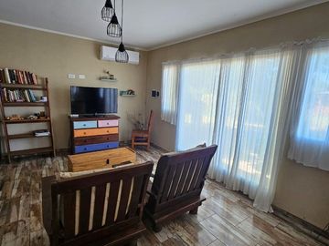 VENTA CASA 3 AMB C/PILETA Y LOTE