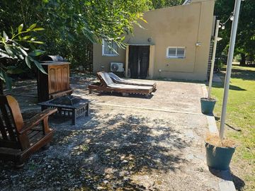 VENTA CASA 3 AMB C/PILETA Y LOTE