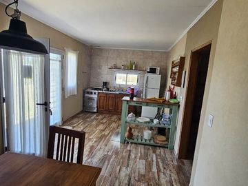 VENTA CASA 3 AMB C/PILETA Y LOTE